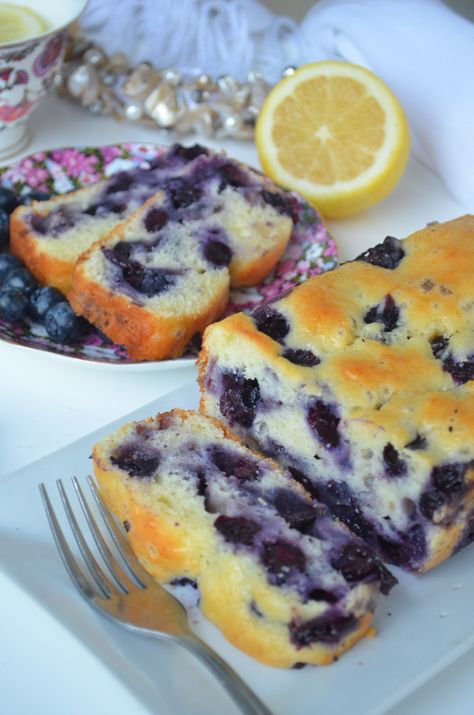 Small Batch Blueberry Lemon Yogurt Bread Small Batch Desserts Healthy, Small Batch Blueberry Desserts, Small Batch Blueberry Recipes, Mini Blueberry Lemon Loaf, Mini Blueberry Bread Loaves, Blueberry Muffins Small Batch, Small Batch Blueberry Scones, Lemon Yogurt Bread, Breakfast Casserole With Bread