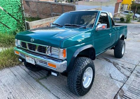 Nissan Hardbody D21 Custom, Nissan Pickup Truck, Nissan Truck, Hilux 4x4, Best Suv Cars, Nissan Hardbody, Nissan 4x4, Nissan Pickup, Nissan D21