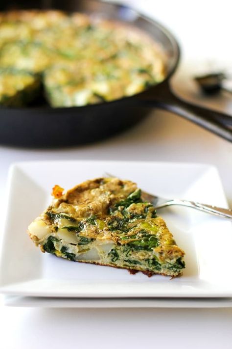 Spinach Leek Potato Frittata Picture Spinach Leek, Potato Frittata Recipes, Leek Potato, Leek And Potato, Potato Frittata, Spinach Frittata, Vegan Casserole, Frittata Recipe, Brunch Recipe