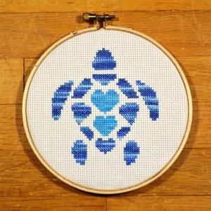 Easy Cross Stitch, Easy Cross Stitch Patterns, Easy Cross, Simple Cross Stitch, Modern Cross Stitch Patterns, Cross Stitch Patterns Free, Modern Cross, Modern Cross Stitch, Cross Stitch Art