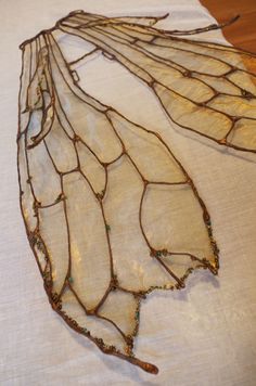 woodland fairy wings - like the bead details Water Fairy Wings, Water Fairy, Larp Costume, Fairy Wings, Larp, To Look, Beads, Water, Glass