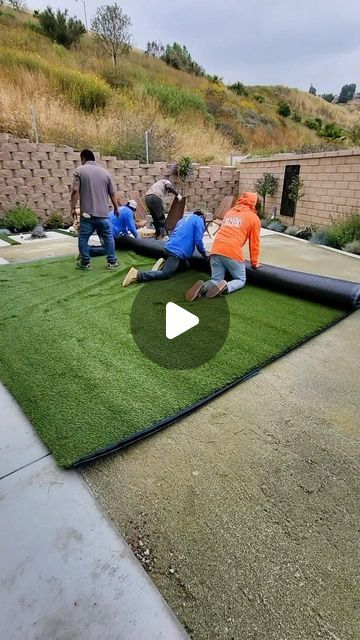 Lawn Kings Inc. | Artificial grass installation in Carson, CA. Message us for a free estimate! #landscaping | Instagram Backyard With Fake Grass Ideas, Diy Fake Grass Backyard, How To Install Artificial Grass Lawn, Fake Grass Front Yard Ideas, Fake Grass Garden Ideas, Fake Grass Ideas, Fake Grass Installation, Artificial Grass Ideas, Fake Grass Backyard