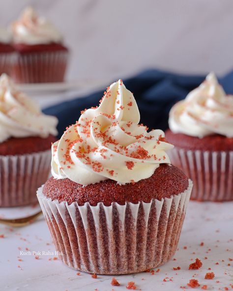 Eggless Red Velvet Cupcakes with Cream Cheese Frosting Rice Flour Cake, Oat Pancake Recipe, Red Velvet Cupcakes Recipe, Coffee Muffins, Fruit Muffins, Cupcakes With Cream Cheese Frosting, Lemon Blueberry Muffins, Savory Muffins, Oat Pancakes