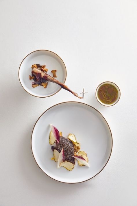 Bon Appétit - VIE Magazine Fine Dining Food, The French Laundry, Cherry Liqueur, Fine Dining Recipes, Food Fantasy, Tasting Menu, Lunch Menu, Greens Recipe, Chef Recipes