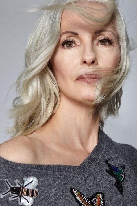 Lisa Crosby Lisa Crosby, Top Modeling Agencies, Grey Hair Looks, Cleansing Water, Eco Beauty, Micellar Cleansing Water, Waterproof Makeup, Aging Gracefully, Vintage Girls