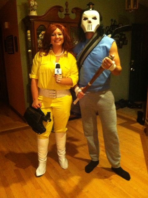 April O'neil and Casey Jones couples costume. TMNT. Tmnt Couples Costume, Casey Jones And April Costumes, April Tmnt Costume, April Oniel Costume, April Oneal Costume, April O Neil Costume, April Oniel Cosplay, April O Neil 2018, Villain Party