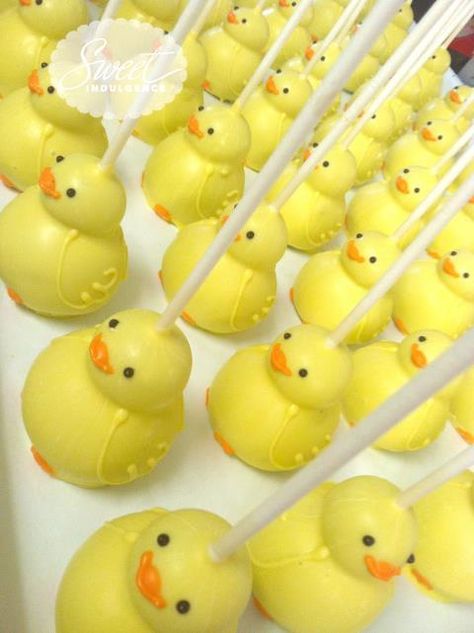 ducky cake pops Cute Cakepops, Duck Cake Pops, Easter Chick Cake, Chick Cake Pops, Rubber Duck Cake, Chick Cake, Easter Cake Pops, Cake Pop Designs, Wilton Candy Melts