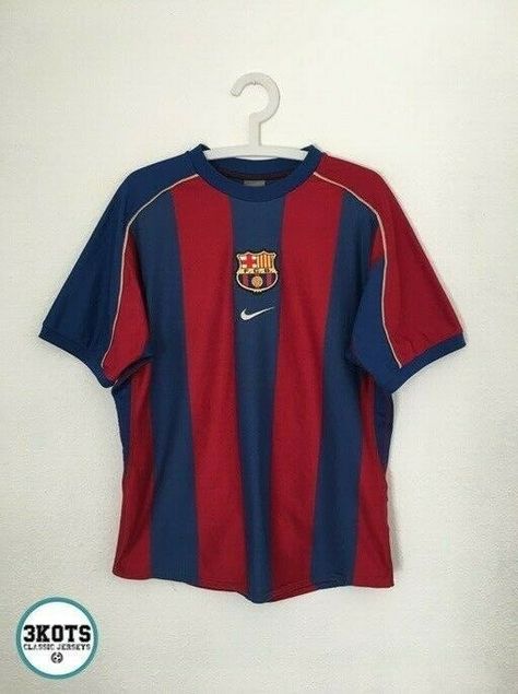 Vintage Barca Jersey, Vintage Soccer Shirt, Vintage Soccer Shirts, Vintage Barcelona Jersey, Vintage Football Kits, Football Shirts Outfit, Vintage Jersey Football, Barcelona Jersey Outfit, Vintage Football Jersey Outfit