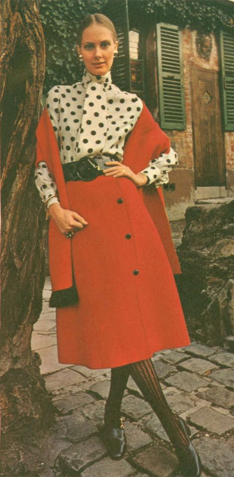 Vogue 1970, Italian Vogue, 70s Vintage Fashion, Fashion 1970s, Seventies Fashion, 1970s Fashion, 70s Fashion, Vintage 70s, Style Icons