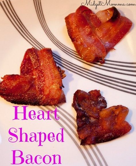 have fun with the kiddos bacon on Valentine's Day!! Find out how to make your bacon look like a heart! Perfect Valentine's Day breakfast idea Recipes Valentines Day, Heart Shaped Bacon, Valentine's Day Menu Ideas, Keto Valentines, Bacon Day, Valentines Brunch, Pinterest Valentines, Valentines Breakfast, Breakfast Platter