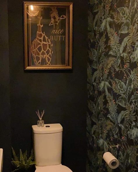 Green And Gold Toilet, Under Stairs Bathroom Decor, Dark Wc Ideas, Jungle Toilet Design, Understairs Toilet Decor Ideas, Funky Downstairs Toilet, Moody Water Closet, Dark Toilet Room, Funky Downstairs Toilet Ideas