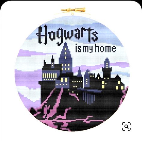 Hogwarts Cross Stitch, Cross Stitch Harry Potter, Large Cross Stitch Patterns, Bullet Journal Paper, Plastic Canvas Stitches, Perler Art, Harry Potter Crafts, Harry Potter Diy, Needlepoint Designs