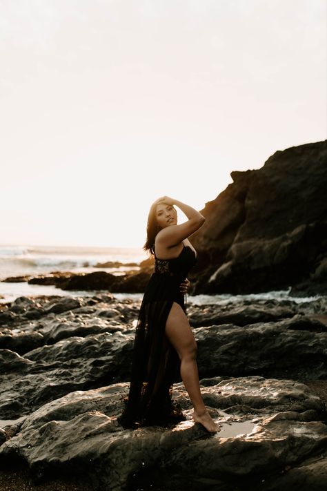 30th Birthday Beach Photoshoot, 40th Birthday Beach Photo Shoot Ideas, 30th Birthday Photo Shoot, Sultry Photoshoot, 30th Photoshoot, 30th Birthday Photoshoot, Dream Photoshoot, Sunset Shoot, Bday Photoshoot