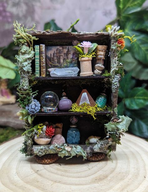 garden
garden ideas
garden design
gardening
garden wedding
garden decor Fairy Garden Shelf, Fairy House Furniture Diy, Fairy Garden Book Nook, Air Dry Clay Fairy Garden Accessories, How To Make Fairy Garden Accessories, Fairy House Diy Natural Materials, Fairy Crafts For Adults, Fairy House Interior, Fairy Furniture Diy