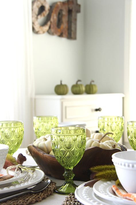 Vintage Green Glass Style Goblets for Fall ~ Mary Wald's Place -  A Fall Table Setting {A Pretty Life} Green Goblets, Beachy Kitchens, Fall Table Setting, Autumn Adventures, Long Tables, Fall Dinner Party, Lake House Kitchen, Fall Living Room Decor, Dinner Party Themes