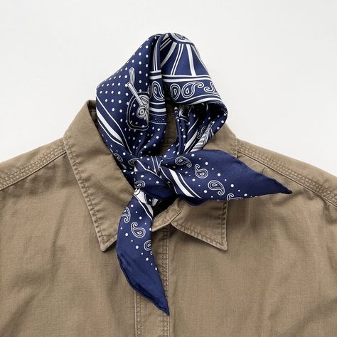 Nothing compares to a stylish silk bandana scarf that can transform your outfit from ordinary to extraordinary. Versatile, chic, and comfortable, it's the perfect accessory to add a touch of character to your year-round wardrobe. #LuluLaneUK #bandana #dappergents #neckerchief #giftforhim #giftforher #bandanascarftie #unisexfashion #accessoriesoftheday #WardrobeEssentials #littleluxuries #TimelessElegance #neckwearfashion #classicitalian #SophisticatedStyle #StylishMen #classicfashionstyle #a... Bandana For Men, Vintage Carriage, Dapper Gentleman Style, Men's Wedding Outfit, Large Silk Scarf, Silk Bandana, How To Wear A Scarf, Dapper Style, Silk Accessories