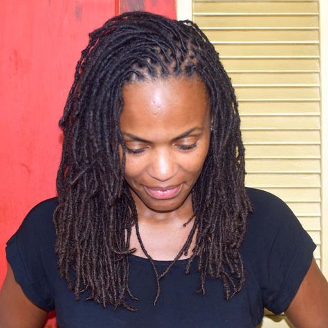 The neatest and cleanest interlocked traditional Locs. My favorite!!  @curlynugrowth Locs Maintenance, Interlocking Locs, Sisterlocks Styles, Dreadlock Styles, Sisterlocks, Dreadlock Hairstyles, Natural Hair Inspiration, Hair Crush, Locs Hairstyles