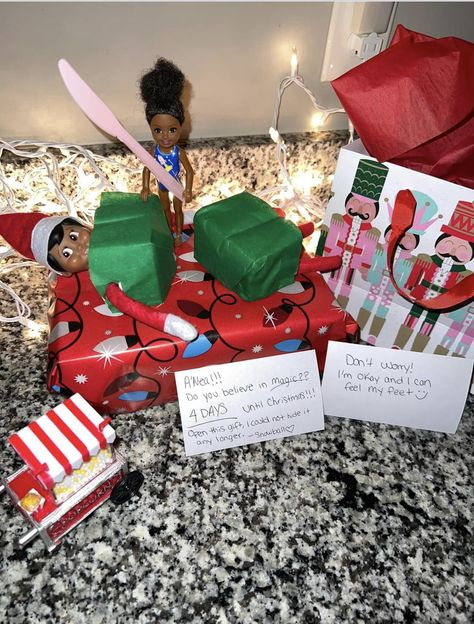 Elf On The Shelf With 3 Elves, Last Day Of Elf On The Shelf Ideas, Elf Lollipop, Last Day Elf On The Shelf Ideas, Cupcake Rainbow, Uncle Si, Elf Shenanigans, Elf Ideas Easy, Elf Shelf