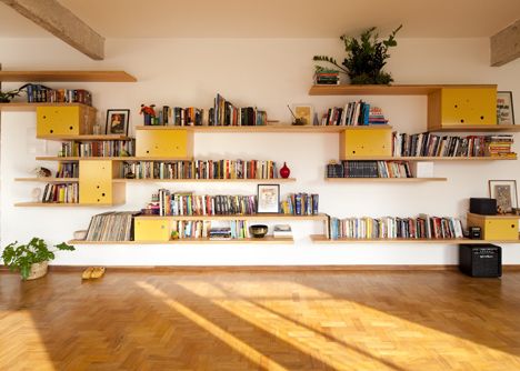 Apartment Apinages by Zoom Urbanismo Yellow Cupboards, Bespoke Shelving, Shelf System, Design Salon, Wall Bookshelves, Living Room Shelves, Young Couple, Interior Furniture, Elle Decor