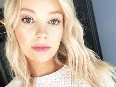 "Banana Buns" is the Hairstyle French Girls Can't Stop Pinni | Byrdie French Girl Hair, Romantic Makeup, Liv And Maddie, Ethereal Makeup, Let Your Hair Down, Best Beauty Tips, French Girls, Dove Cameron, Lip Mask