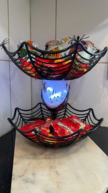 Halloween Candy Dishes Diy, Diy Dollar Tree Halloween Candy Dish, Dollar Tree Halloween Candy Bowl, Dollar Tree Halloween 2023, Diy Halloween Candy Bowl, Halloween Candy Bowl Ideas, Spider Web Diy, Halloween Budget, Diy Halloween Candy