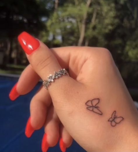 Stick And Pokes Aesthetic, Small Stick N Poke Tattoos, Stick N Poke Aesthetic, Small Stick And Poke Tattoo Simple, Butterfly Stick And Poke, Stick And Poke Aesthetic, Small Stick And Poke Tattoo Ideas, Finger Stick And Poke, Tiny Stick And Poke Tattoos Simple