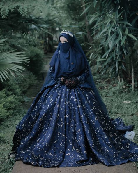 Burqa For Wedding, Niqab Wedding Dress, Muslim Bride Dress, Niqab Bride, Niqabi Bride, Look 2023, Muslim Wedding Hijab, Wedding Abaya, Wedding Hijab Styles