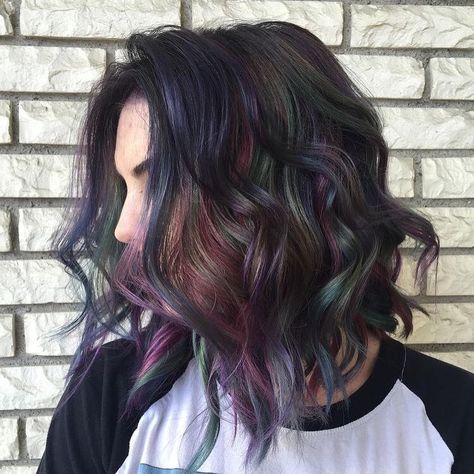 Oil Slick Hair Color Brunettes Peekaboo, Haircolor Ideas 2023, Oil Slick Hair Color, Oil Slick Hair, Slick Hair, Pulp Riot Hair Color, Gorgeous Hairstyles, Balayage Color, Slick Hairstyles