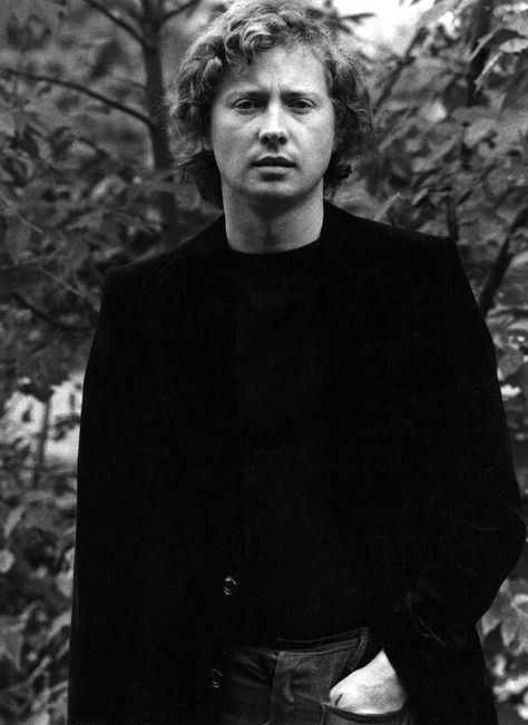 Marek Grechuta (1945-2006) was Polish singer, songwriter and poet. Polish Music, Rock Aesthetic, Music Legends, Music Albums, Singer Songwriter, Songwriting, Fairy Tales, Literature, In This Moment