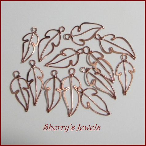 Wire Jig, Bijoux Art Deco, Wire Tutorials, Bijoux Fil Aluminium, Wire Jewelry Tutorial, Diy Wire Jewelry, Wire Work Jewelry, Wire Pendant, Handmade Wire Jewelry