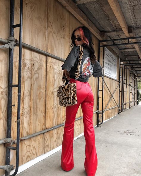 Red Leather Pants Outfit, Red Pants Outfit, Red Leather Pants, Revice Denim, Leather Pants Outfit, Killer Queen, Red Pants, Flared Pants, Spring Summer Outfits