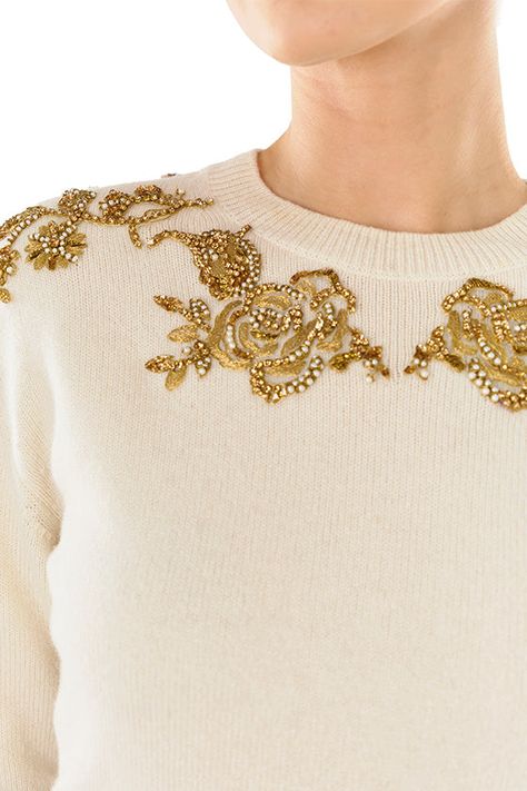 Monique Lhuillier silk white cashmere sweater with gold embroidery. Crystal Bra, Blouse Works, 2024 Runway, Zardozi Embroidery, Embellished Clothing, Beadwork Embroidery, Embroidery Stitching, Elegant Sweater, Embroidery Sweater