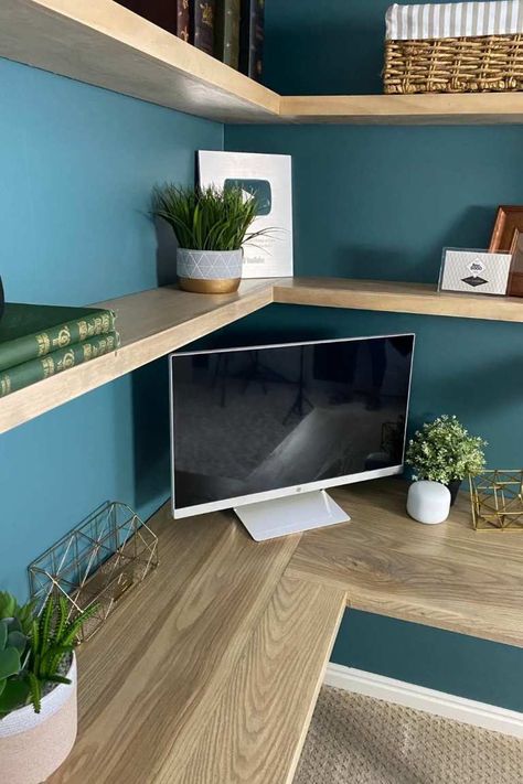 L Shaped Built In Desk, Corner Desk Built In, Corner Built In Desk, Built In L Shaped Desk, Corner Computer Desk Ideas, Built In Corner Desk, Diy L Shaped Desk, Learning Room, L Shaped Shelves