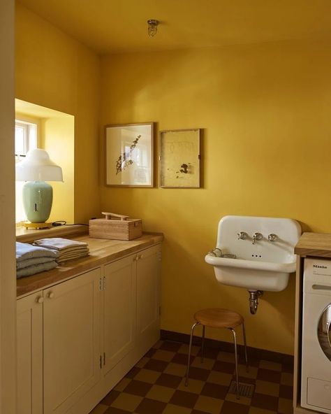 Farrow And Ball Babouche, Yellow Farrow And Ball, Babouche Farrow And Ball, Laundry Room Paint Color, Farrow Bal, Laundry Room Paint, Paint Color Chart, Paint And Paper Library, Black Appliances