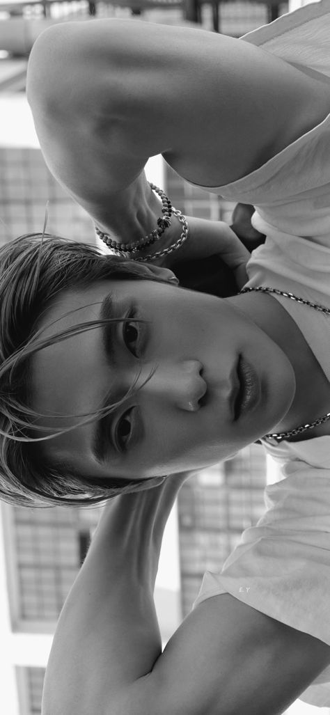 Jaehyun Black And White, Kpop Fashion Men, Pop P, Artistic Wallpaper, Nct Jaehyun, Valentines For Boys, Angel Pictures, Black And White Posters, Hottest Pic