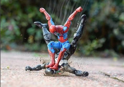 Spiderman Action Figure, Spiderman Ironman, Thor Marvel, Marvel Legends Action Figures, Old School Toys, Mouse Drawing, Avengers Art, Marvel Figure, Toy Photography