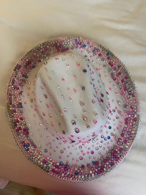 Senior Year Cowboy Hat, Taylor Swift Concert Outfit Cowboy Hat, Bedazzling Cowboy Hats, Cowgirl Hat Taylor Swift, Speak Now Cowboy Hat, Bejewelled Cowboy Hat, Bejeweled Cowboy Hat Taylor Swift, Harry Styles Cowboy Hat Diy, Lover Cowboy Hat