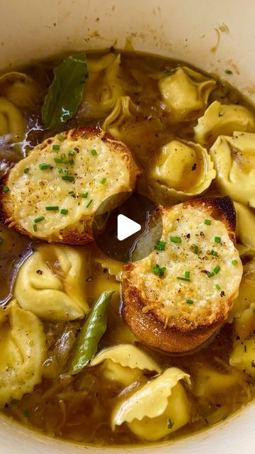 Carole Hector on Instagram: "French onion tortellini soup, recipe on website 🫶🏽 (carolefood.com) #frenchonionsoup #tortellinisoup" Tortellini Soup, French Onion Soup, French Onion, October 10, Tortellini, Soup Recipe, Soups, On Instagram, Instagram