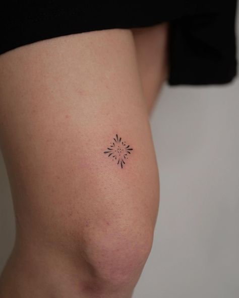 Tiny Portuguese Tattoos, Stick And Poke Leg Tattoo, Portuguese Words Tattoo, Tiny Mandala Tattoo, Tile Tattoo Ideas, Tattoo Ornament, Portuguese Tile Tattoo, Lisbon Tattoo, Azulejos Tattoo