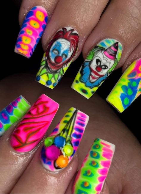 Killer klowns from outer space halloween nails Killer Klowns From Outer Space Nails, Killer Clown Nails, Outer Space Costumes, Outer Space Nails, Outer Space Halloween, Clown Nails, Outer Space Tattoos, Space Halloween, Killer Klowns From Outer Space