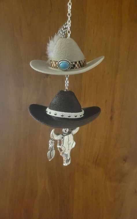 Bring a western vibe to your vehicle with our handmade cowboy hat car charms and matching keychains. - Handmade and customizable mirror hangers with optional matching keychains. - Car charms come with 5 inch or 3 inch hats (we recommend 5 inch unless you have a very small car) - Easy installment/adjustments with lobster claw necklace clasp at the end of the chain. This makes it easy to adjust the length of the charm! - Check out our shop for different designs or message us with any ideas if you Western Gifts Ideas, Cute Western Car Accessories, Cowboy Hat Car Charm, Western Car Decor, Western Car Accessories, Rearview Mirror Charms, Western Mirror, Mini Cowboy Hat, Western Car