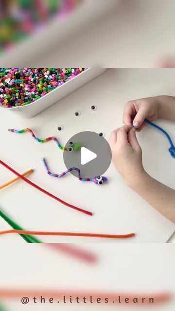 Tara Burns • The Littles Learn on Instagram: "🐍 Bead Snakes!! 🐍   The boys went crazy for these snakes!! It kept them busy for soooo long!! 🙌🏼  All I could think about was how they were getting the best little fine motor skills workout EVER!!!   You’ll need: Pipe Cleaners Beads Glue Googly eyes (optional but snakes do kinda need eyes 👀)  I made a stack of pipecleaner snake heads ready for the kids because making the head shape was a bit tricky for them…but then they went to town with threading beads onto them!! I helped them with the gluing at the end and all of a sudden we had a little snake army!!  Make sure you save this for a day when you need the kids to keep really busy!  Once the glue is dry you can twist and twirl the snakes and they become a cute little fidget toy!  #artforki Snakes For Kids, Snake Craft, Threading Beads, Snake Heads, Snake Crafts, Snake Party, Holiday Club, Pipe Cleaner Crafts, Vbs Crafts