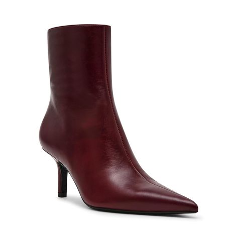 PRICES MAY VARY. Steve Madden Womens Boots For Fall 2024, Wine Boots Outfit, Bordeaux Fashion, Colored Boots, Real Leather Boots, Burgundy Boots, Fall Boots, Steve Madden Boots, Pointed Toe Boots