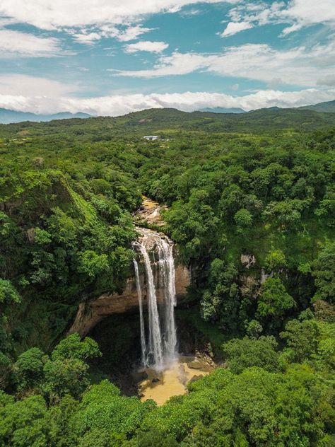 20 THINGS TO DO IN CHIRIQUI, PANAMA: THE BUCKET LIST - Journey Era Panama Culture, Beach Fotos, Panama Travel, The Bucket List, Honey Moon, Tegucigalpa, Jungle Adventure, Beautiful Hikes, Panama Canal