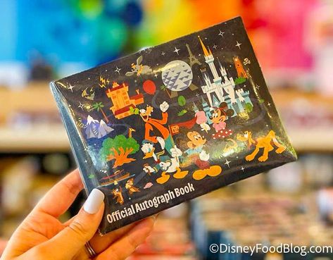 PHOTOS: Autograph Books Are BACK in Disney World! Disney World Autograph Book, Disney Character Meals, Disney Signatures, Autograph Book, Disney Resort Hotels, Disney World Characters, Disney Dining Plan, Autograph Books, Walt Disney World Vacations