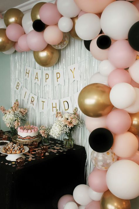 Birthday Cake Table Ideas, Italian Dessert Table, Balloon Arch Diy, Lemon Olive Oil Cake, 60th Birthday Decorations, Milestone Birthday Party, 21st Birthday Decorations, Italian Dessert, Oil Cake