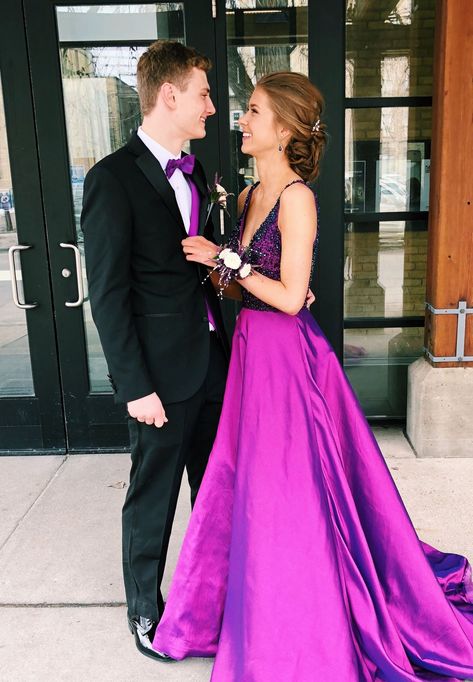 Prom Picture Ideas For Couples, Picture Ideas For Couples, Prom Couple Pictures, Prom Picture Ideas, Stephanie Williams, Couples Dress, Prom Pictures Couples Black, Couples Prom, Prom Pictures Couples