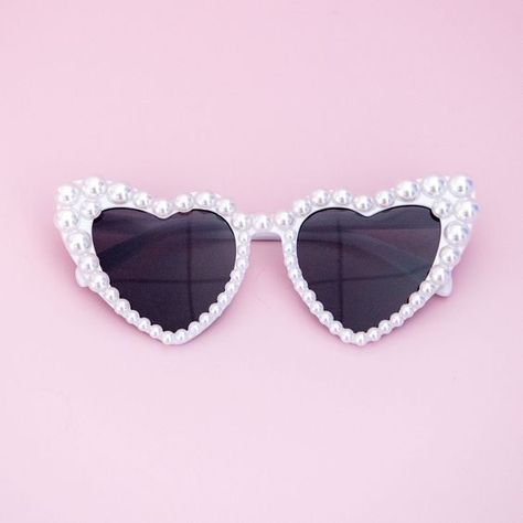 Love Heart Sunglasses, White Heart Glasses, Love Heart Glasses, White Heart Sunglasses, Sunglasses Bride, Pink Heart Sunglasses, Homecoming 2024, 21 Bday, Brides Babes