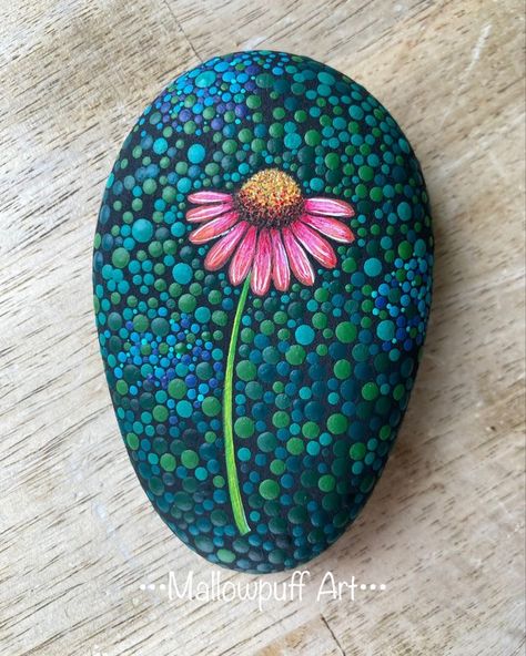 Painted Rocks With Dots, Rock Painting Mandala Easy, Unique Rock Painting Ideas, Paint Rocks Ideas Easy, Dot Art Rocks, Mandela Rock Painting, Dot Rocks, Rock Painting Flowers, Stone Ideas