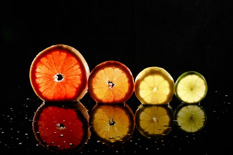 Inside Fruit Photography, Peeling Fruit Photography, Macro Fruit Photography, Rotting Fruit Photography, Orange Fruit Photography, Backlight Photography, Orange Fruit Photo, Light And Shadow Photography, Analogues Colour